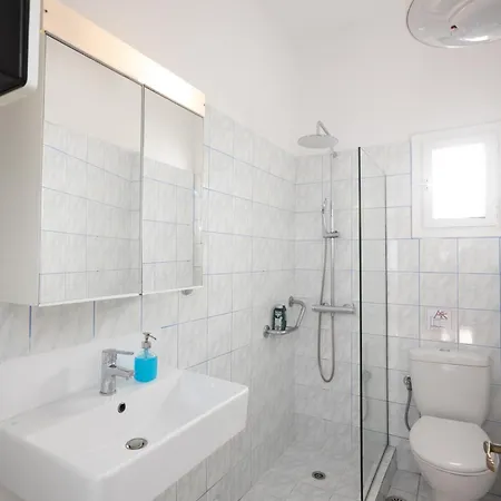 Charming House Platy Gialos *